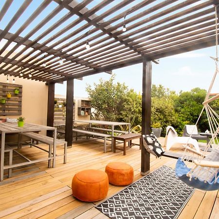 Surfivor Surf Camp Hotel อีสมอริซ ภายนอก รูปภาพ